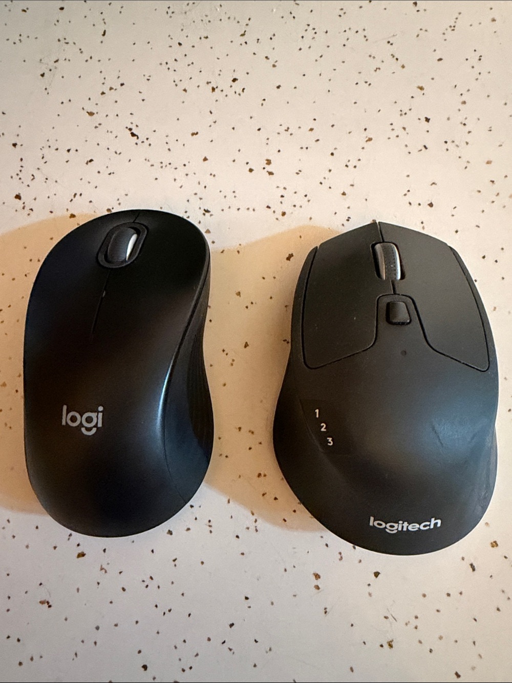 2 Logitech Office mice
